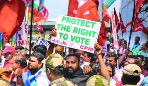 ECI extends SIR amid poll panel row