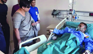 Envoy meets injured Indians after Kuwait strike