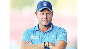 Everyone has to fight for place in team: Women’s hockey coach Marijne