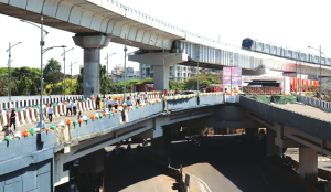 Fadnavis inaugurates Pune’s new double-decker flyover