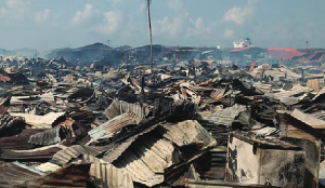 Fire destroys 1,000 homes on Malaysia’s Borneo island