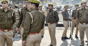 Four UP constables dismissed for extorting money from jeweller