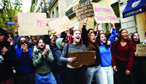 French student protests escalating outside Paris high school