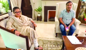 Fresh jolt for TMC, Sushmita Dev quits