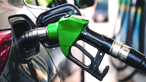 Fuel price freeze: INR 18/litre loss on petrol, INR 35 on diesel