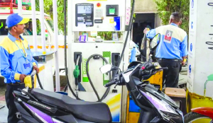Fuel price hikes could push inflation to 5 pc; RBI to be on wait-and-watch mode for now: Economists
