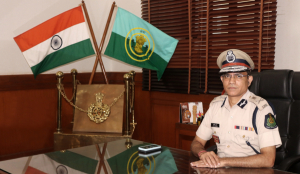 Goa DGP Alok Kumar faints at Independence Day event