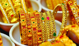 Gold declines Rs 800 to 3-week low of Rs 1.45 lakh per 10 grams