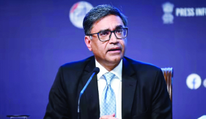 Government grants one-year extension to Foreign Secretary