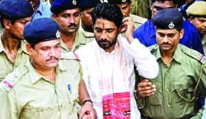 Graham Staines murder case: SC asks Odisha to take decision on convict Dara Singh’s remission plea