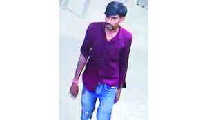Gujarat: Murder accused attacks cops, killed in encounter