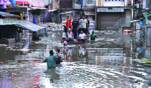 Gujarat Govt launches massive relief drive in flood-hit Surat