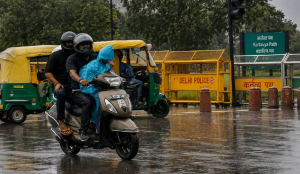 Heavy rain, dust storm lash Delhi-NCR as IMD issues Yellow Alert