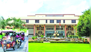 High Court seeks Delhi Govt response on PIL seeking to regulate e-rickshaws