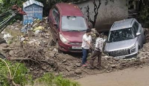 Himachal Rain Havoc: Seven districts on Flood alert, houses damaged and vehicles buried