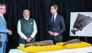 India no longer bound by borders: PM
