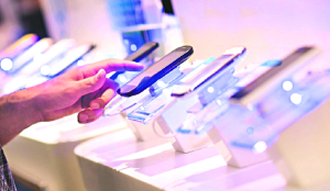 India smartphone supplies to decline 10-12% in 2026: CMR