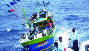 Indian fishermen arrested by Sri Lankan navy for alleged poaching
