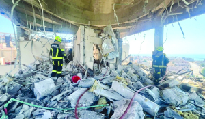 Iran attacks Bahrain, Kuwait after US strikes