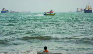 Iran claims strike on US ship in Hormuz
