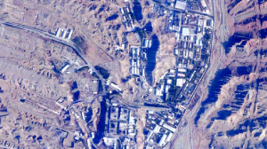 Iran threatens global tourist sites