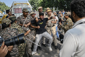 IYC, NSUI leaders visit injured activists at Delhi hospital, demand probe into alleged police action