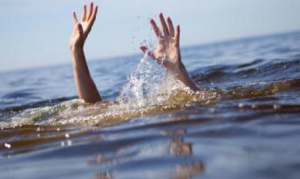 Karnataka: Woman jumps into Tunga river with 3 children, search on for 2 missing girls
