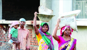Karnataka hikes minimum wages for labourers by 60%