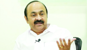 Kerala CM orders expert audit of mineral sand mining, probe into PSU irregularities