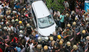Kerala HC grants bail to several accused in attack on ED officials