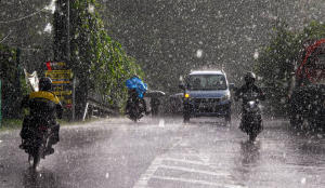 Kerala Rains: 4 Dead, 28 injured as heavy downpour triggers flood and landslide alerts across State