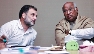 Kharge’s witty dig at Deve Gowda leaves PM smiling