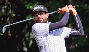 Kochhar slips but stays in top-5