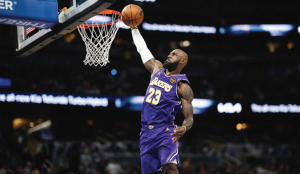 LeBron James breaks NBA games record