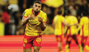 Lens back on top of Ligue 1 thanks to star turn from Florian Thauvin