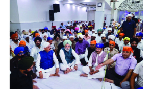 LG Sandhu attends 100th martyrdom anniversary of Teja Singh Samundri