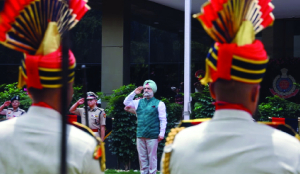 LG seeks visible traffic police on roads, choke points