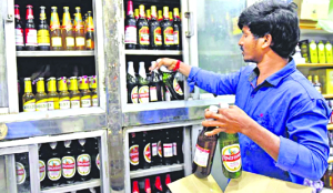 Liquor vends to remain shut on October 9-10 amid protests; bars to stay open