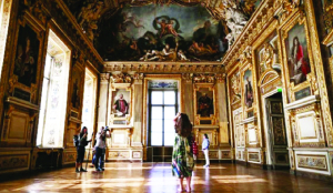 Louvre reopens Apollo gallery months after brazen heist