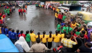 Lucknow schoolgirls block road in rain over teacher shortage