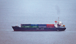 Macron, Starmer to co-chair talks on Hormuz mission to protect shipping