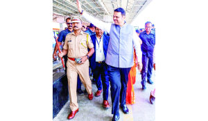 Maharashtra CM assures diesel supply for farmers