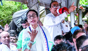 Mamata protests attacks on TMC workers