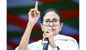Mamata warns rebel TMC leaders: stay with party or join the BJP