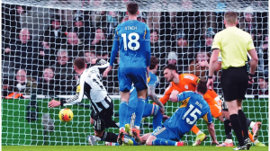 Man City drops more points to dent Premier League title challenge