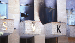 Man held for attack on Russian centre in Prague