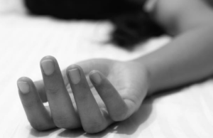 Married woman, 46, her 27-year-old partner found hanging in UP's Bahraich hotel