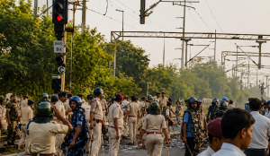 Massive crowd at Patliputra Station causes chaos during Bihar Excise Constable Exam rush