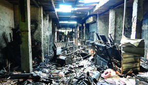 Massive fire guts furniture market in Shastri Park