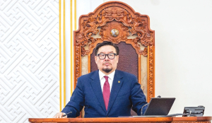 Mongolia names new PM in bid to end legislative deadlock